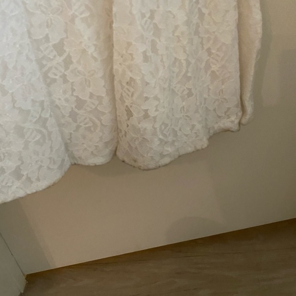 White dress- Worn for wedding - Picture 11 of 12